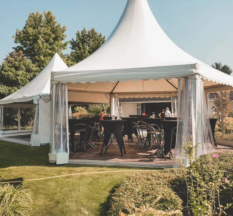 Trouwfeest met sfeervolle en stijlvolle setting