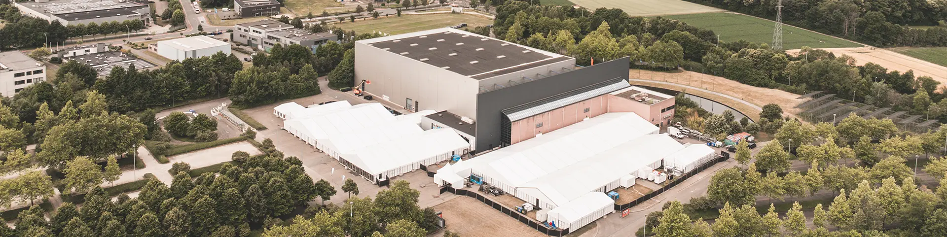 Tijdelijke eventruimte door GBS Tenten in de Brabanthallen te Leuven